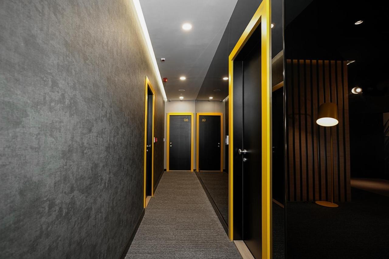 בלגרד Maccani Black Luxury Suites מראה חיצוני תמונה