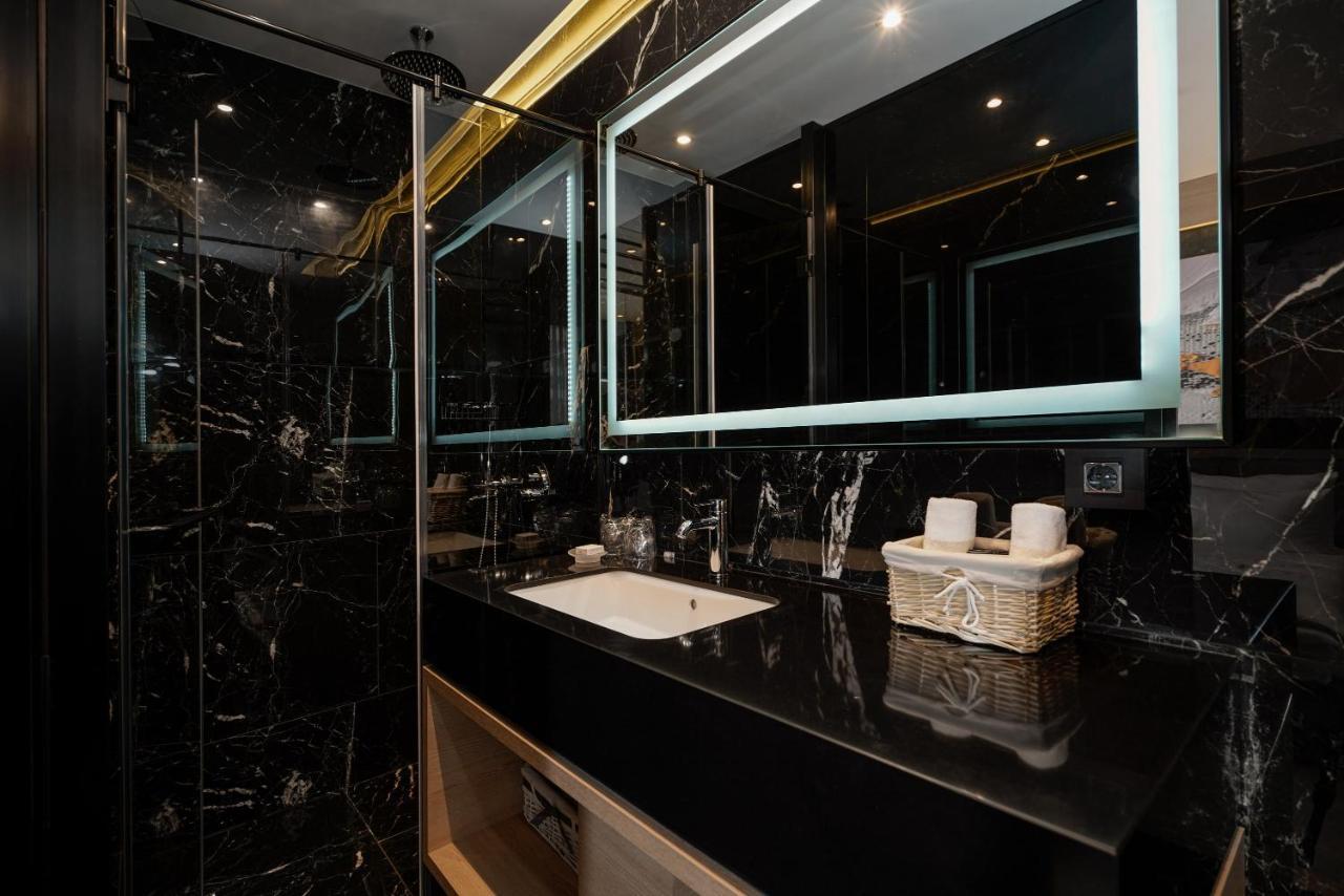 בלגרד Maccani Black Luxury Suites מראה חיצוני תמונה