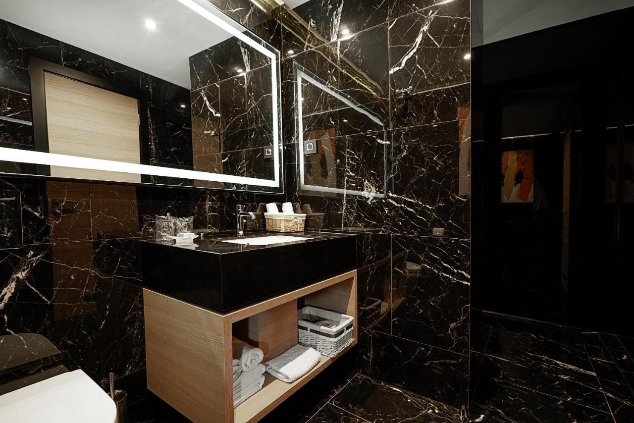 בלגרד Maccani Black Luxury Suites מראה חיצוני תמונה
